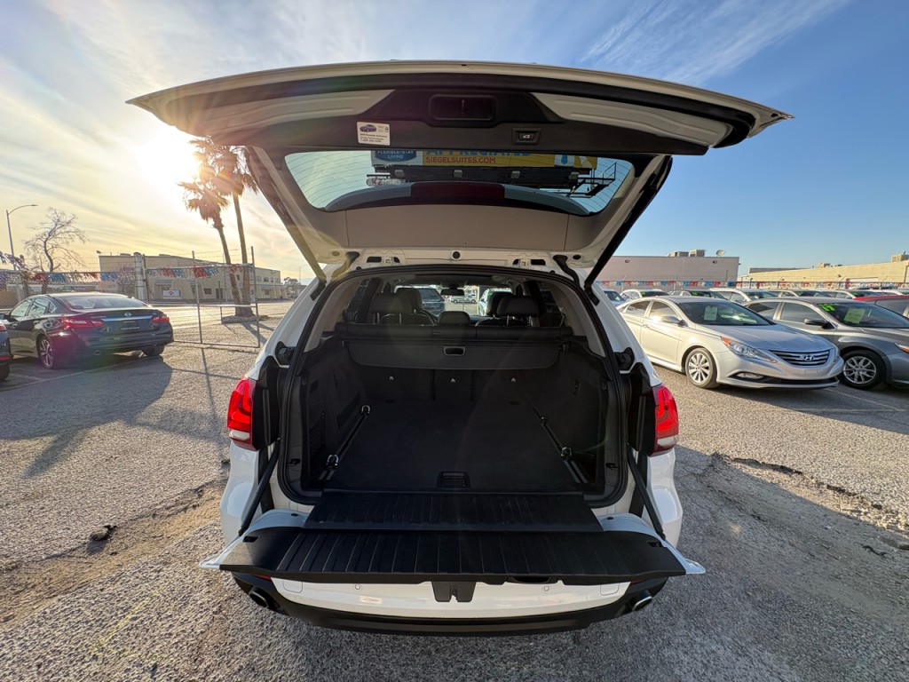 2016 BMW X5 Image 24