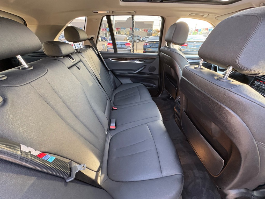 2016 BMW X5 Image 26