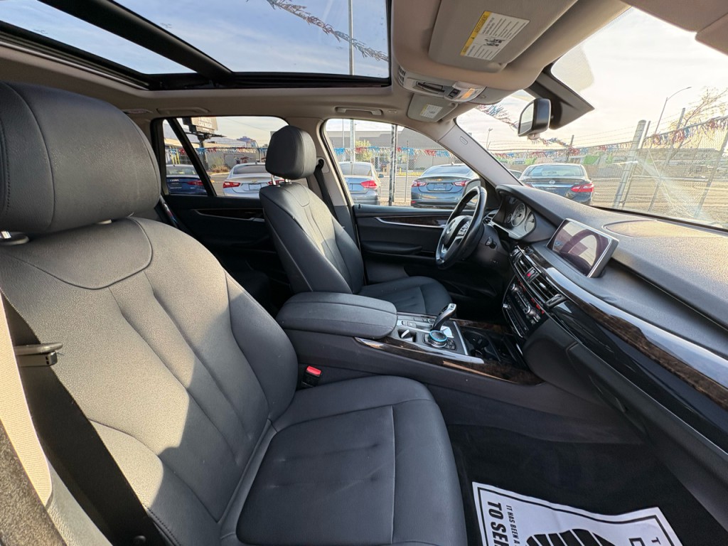 2016 BMW X5 Image 30