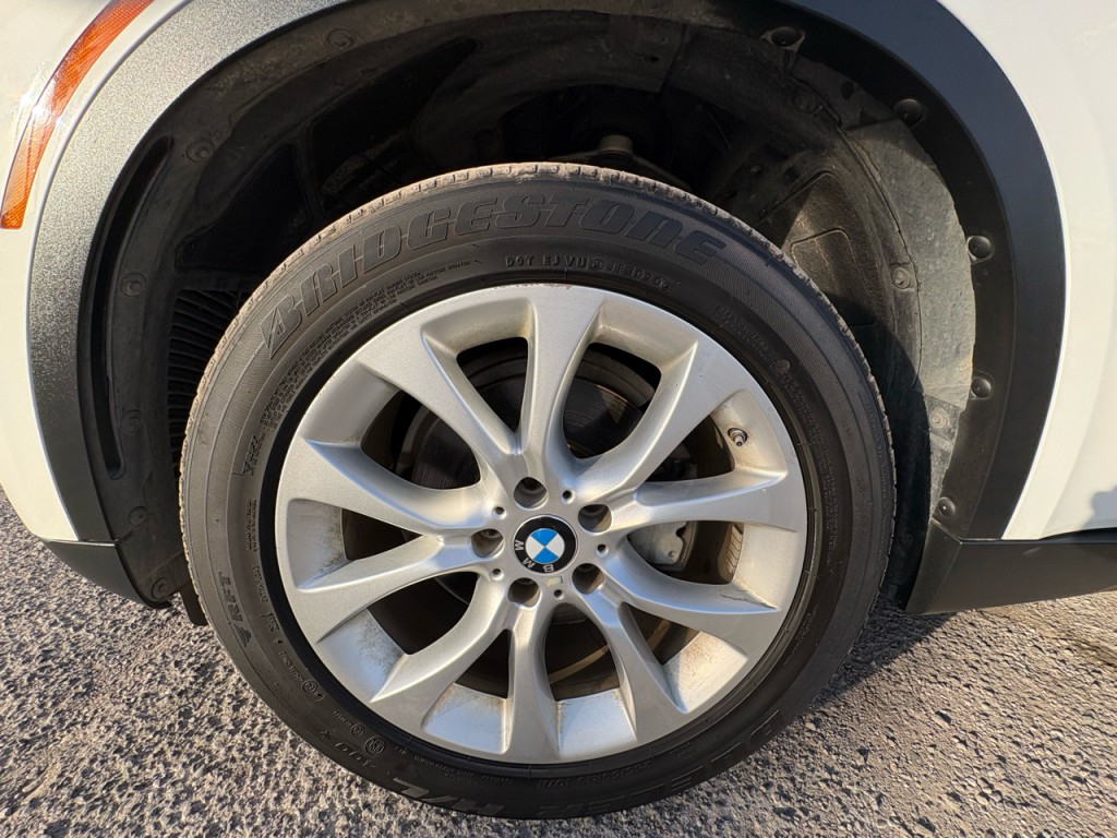 2016 BMW X5 Image 32