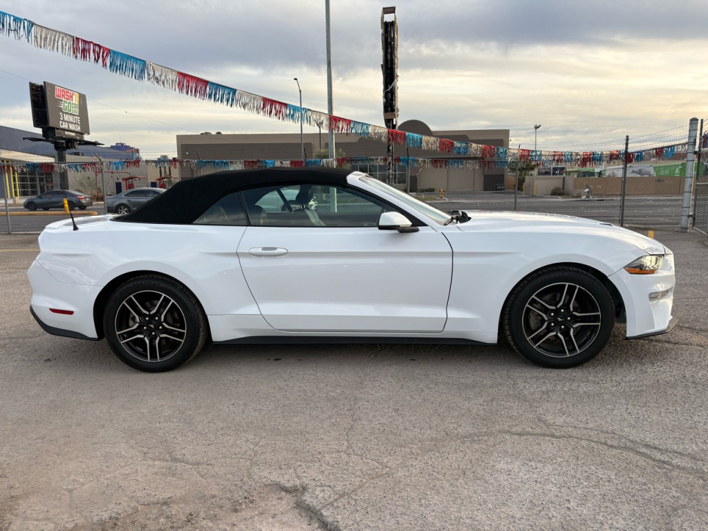 2020 Ford Mustang Image 6