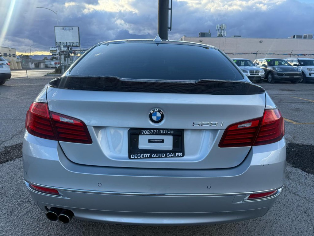 2016 BMW 5 Series Image 6