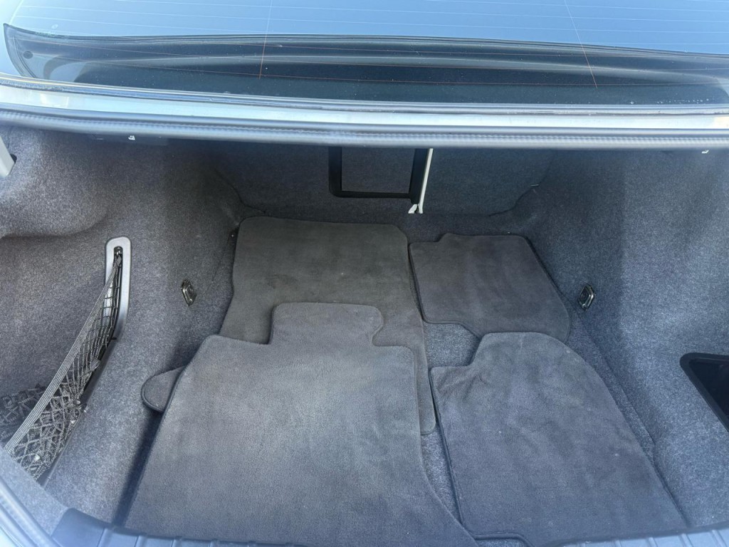 2016 BMW 5 Series Image 11