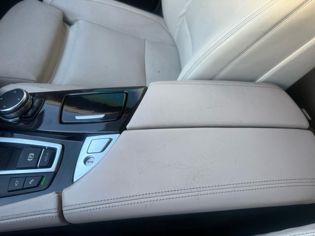 2016 BMW 5 Series Image 18