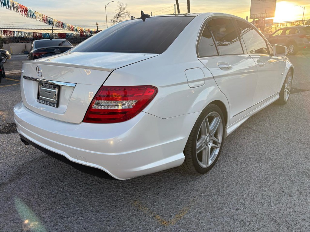 2012 Mercedes-Benz C-Class Image 5