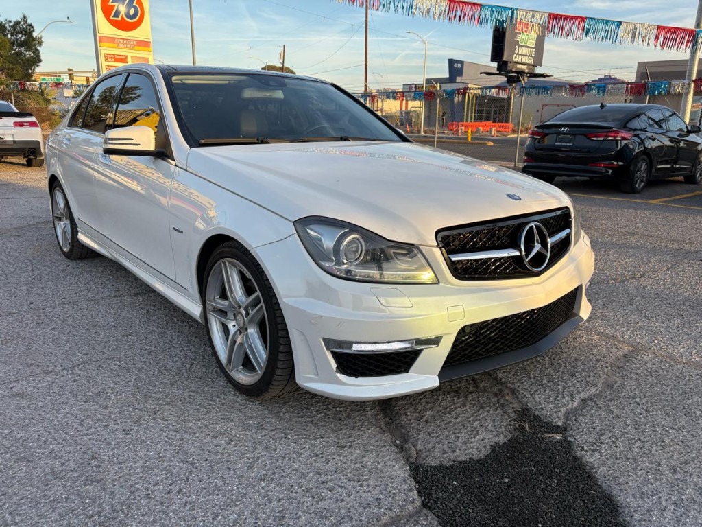2012 Mercedes-Benz C-Class Image 8