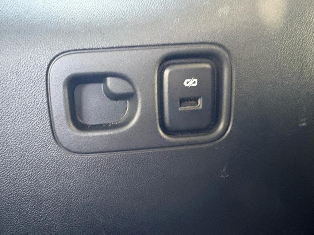 2017 GMC Acadia Image 33