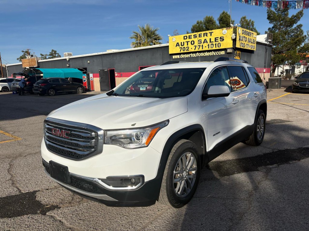 2017 GMC Acadia Image 2