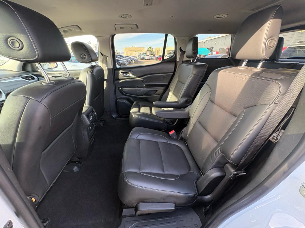 2017 GMC Acadia Image 27