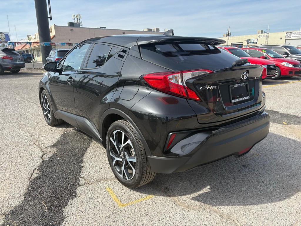 2018 Toyota C-HR Image 4