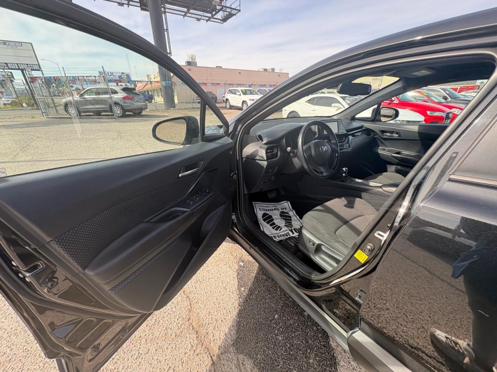 2018 Toyota C-HR Image 7