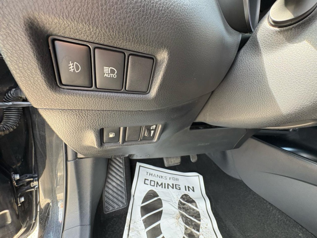 2018 Toyota C-HR Image 9