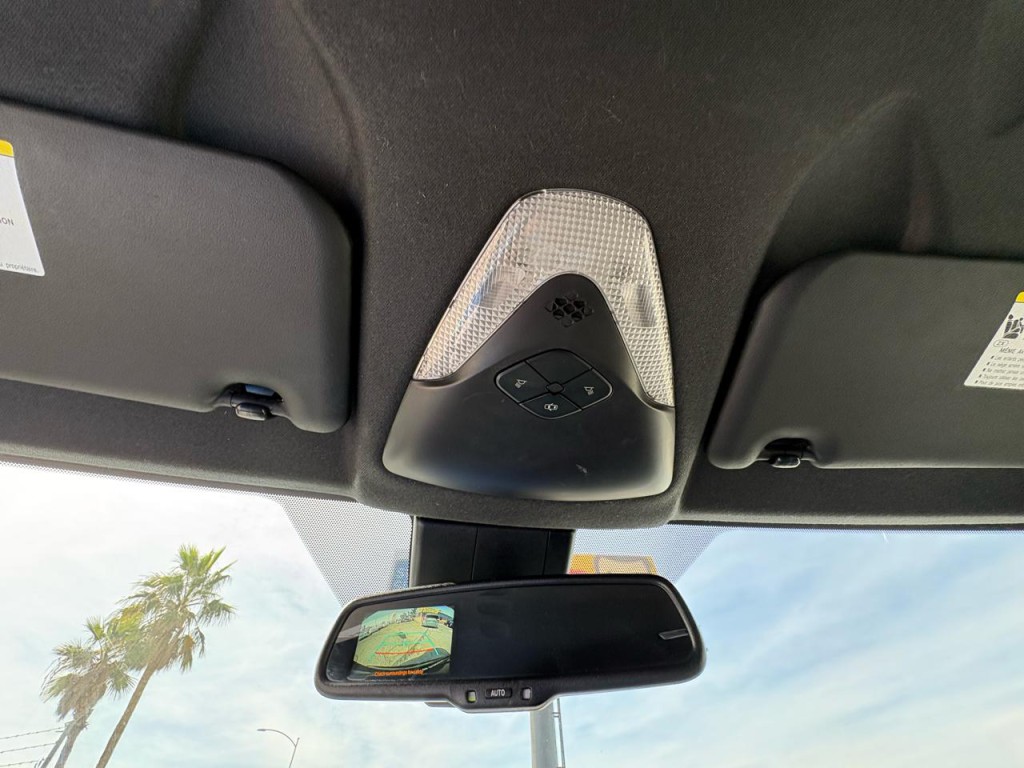 2018 Toyota C-HR Image 12