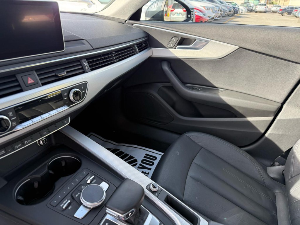 2017 Audi A4 Image 11