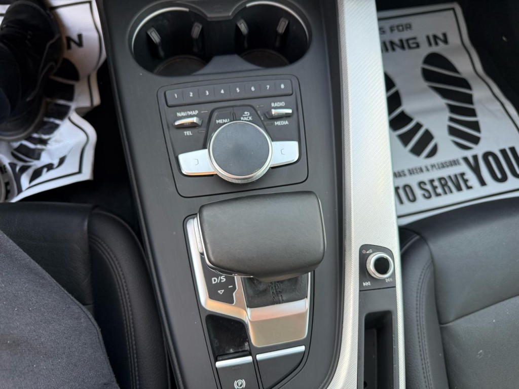 2017 Audi A4 Image 26