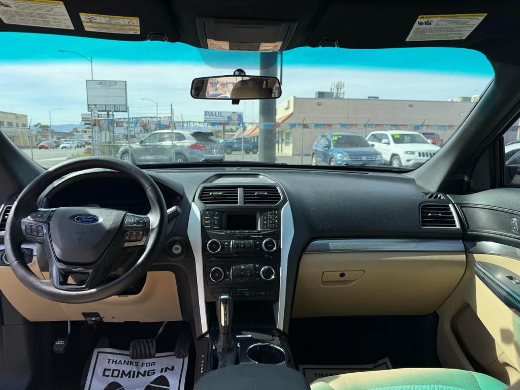 2016 Ford Explorer Image 37