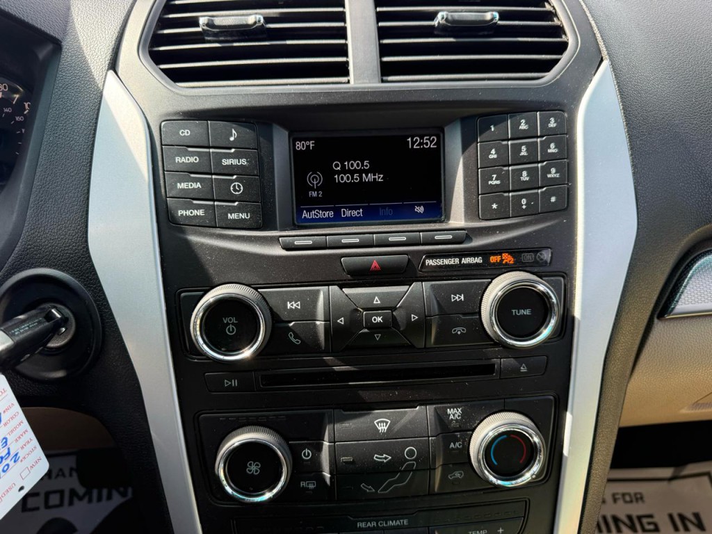 2016 Ford Explorer Image 46