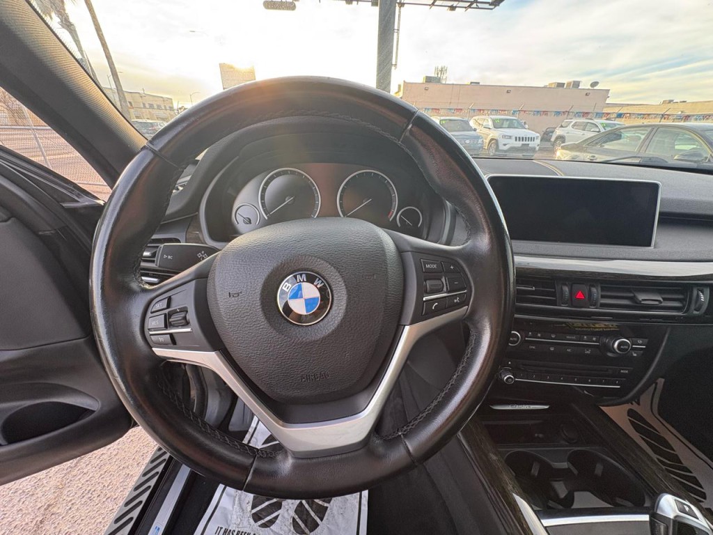 2017 BMW X5 Image 12