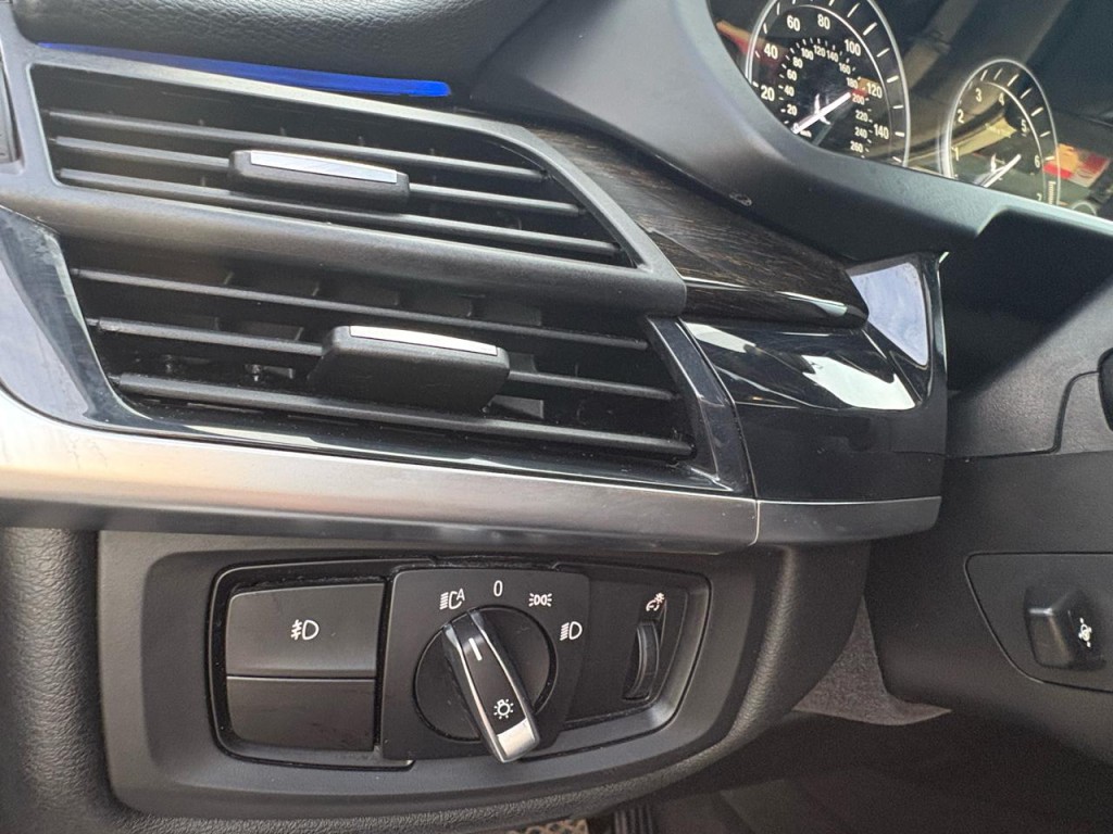 2017 BMW X5 Image 22