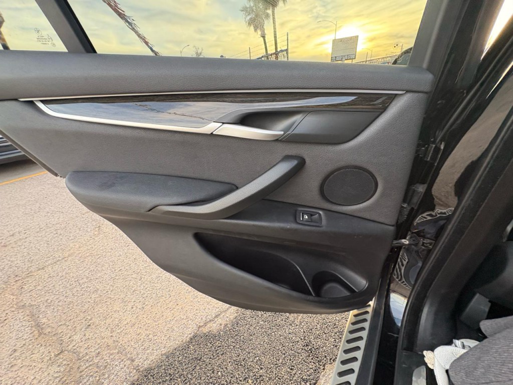 2017 BMW X5 Image 31