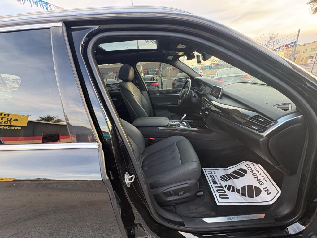 2017 BMW X5 Image 34