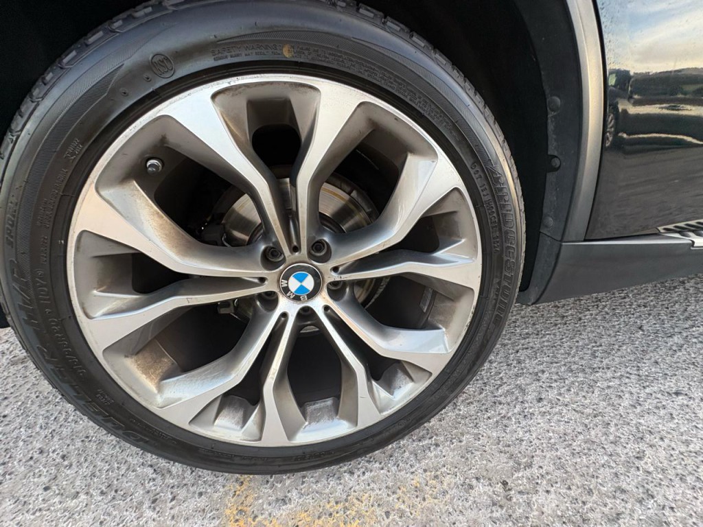 2017 BMW X5 Image 36