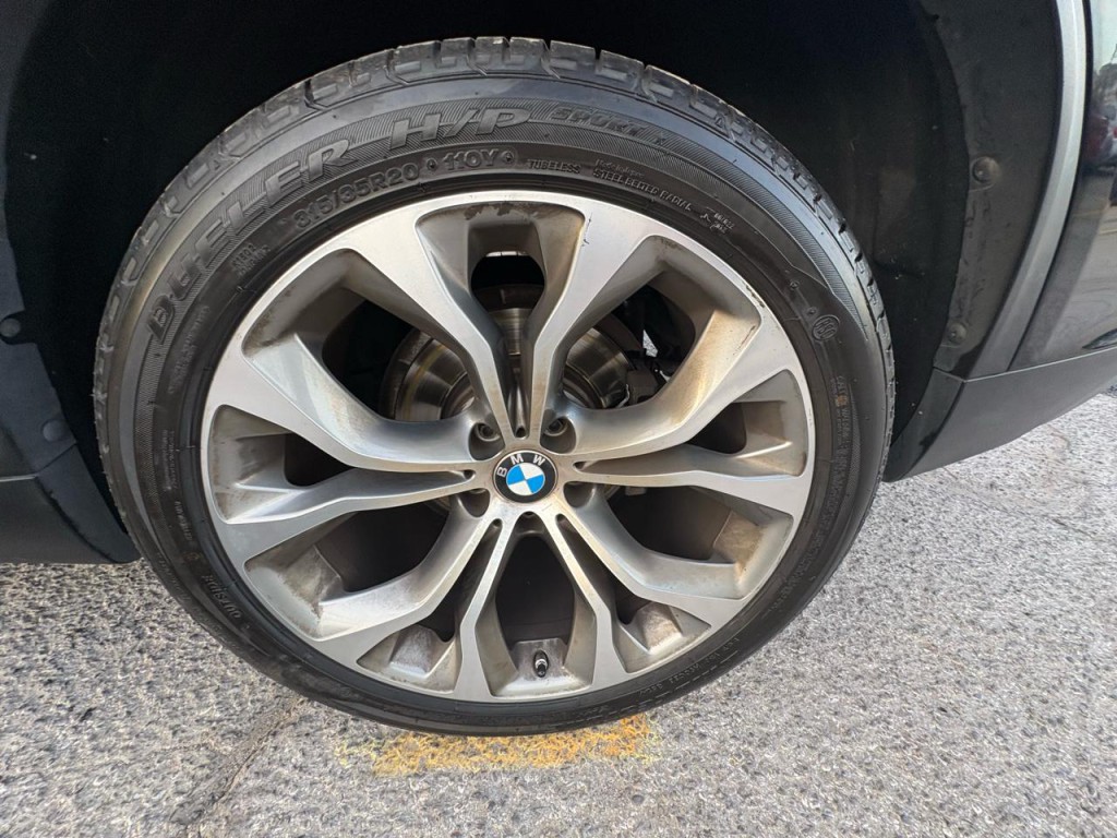 2017 BMW X5 Image 37