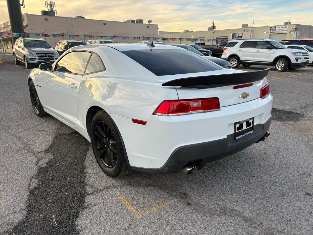 2015 Chevrolet Camaro Image 3