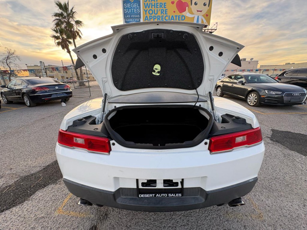 2015 Chevrolet Camaro Image 22