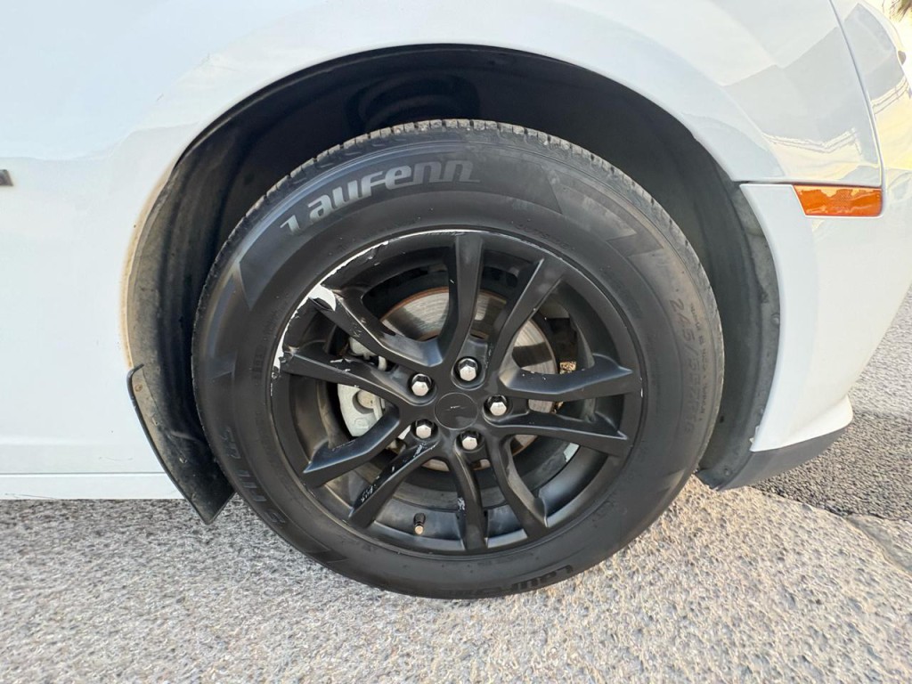 2015 Chevrolet Camaro Image 29