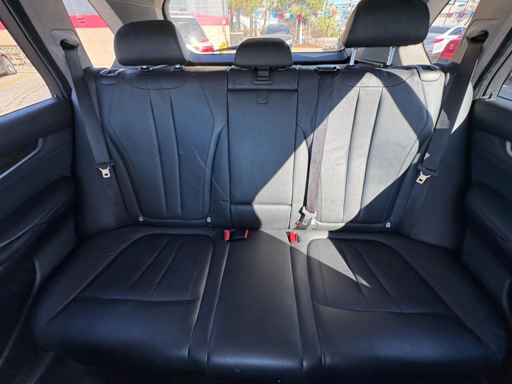 2014 BMW X5 Image 16