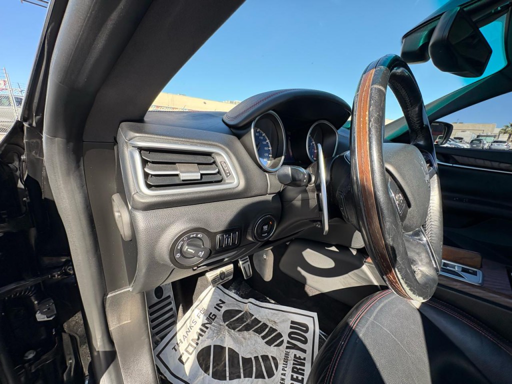 2015 Maserati Ghibli Image 11