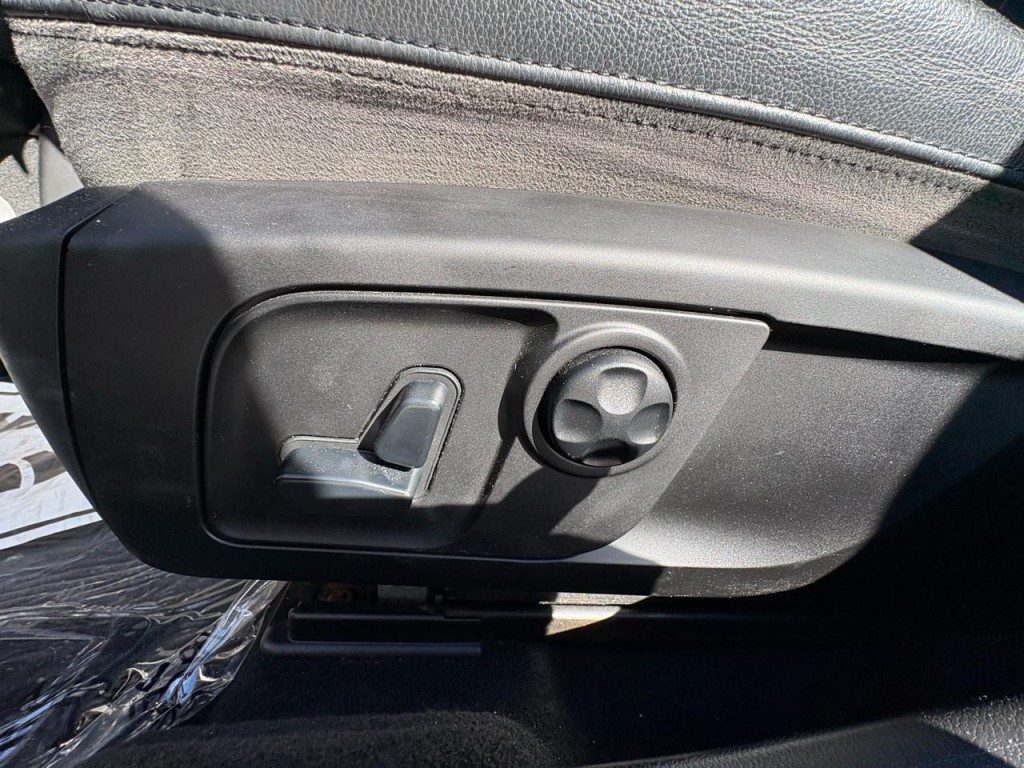 2015 Maserati Ghibli Image 12