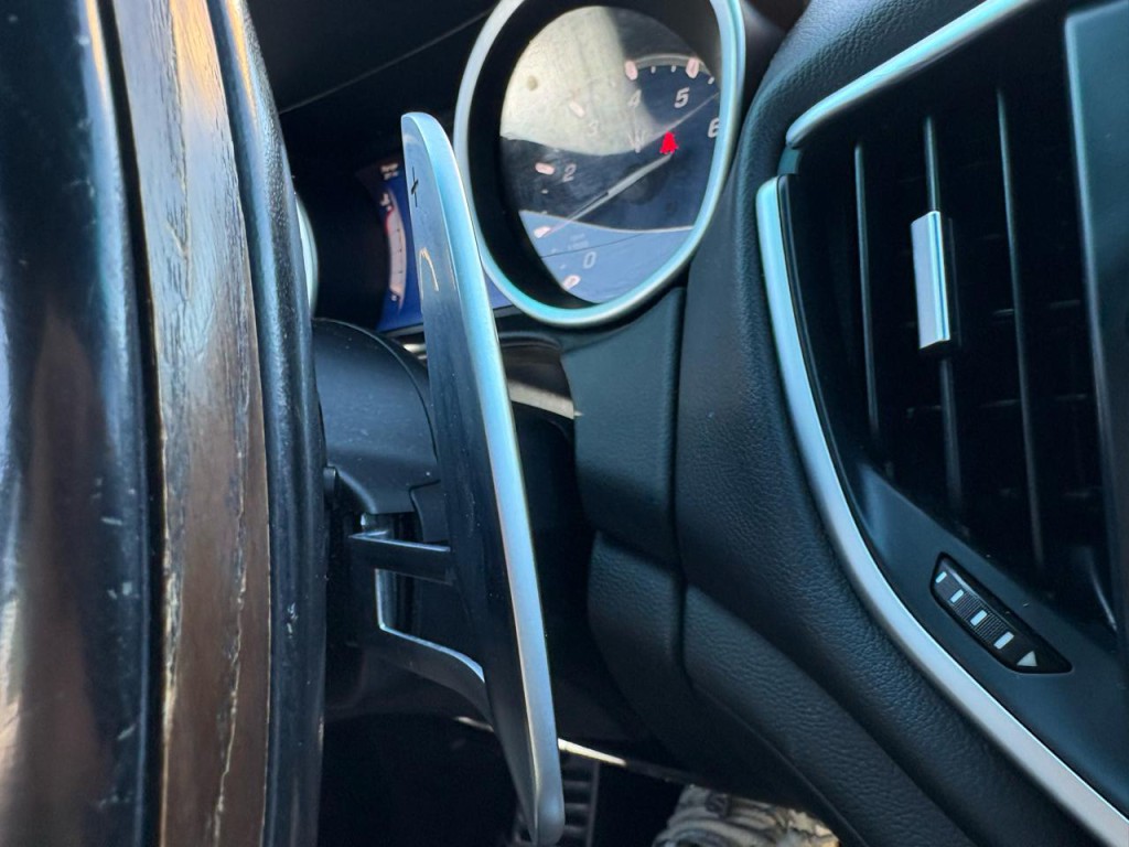 2015 Maserati Ghibli Image 23