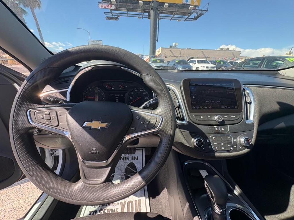 2021 Chevrolet Malibu Image 14