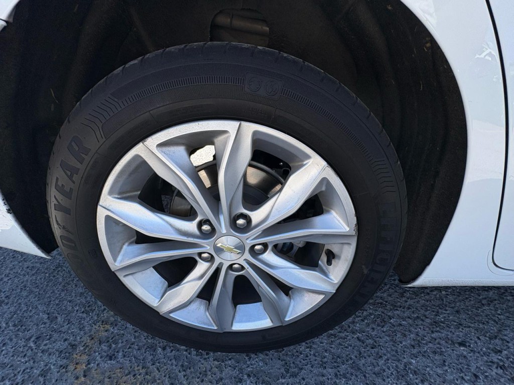 2021 Chevrolet Malibu Image 37
