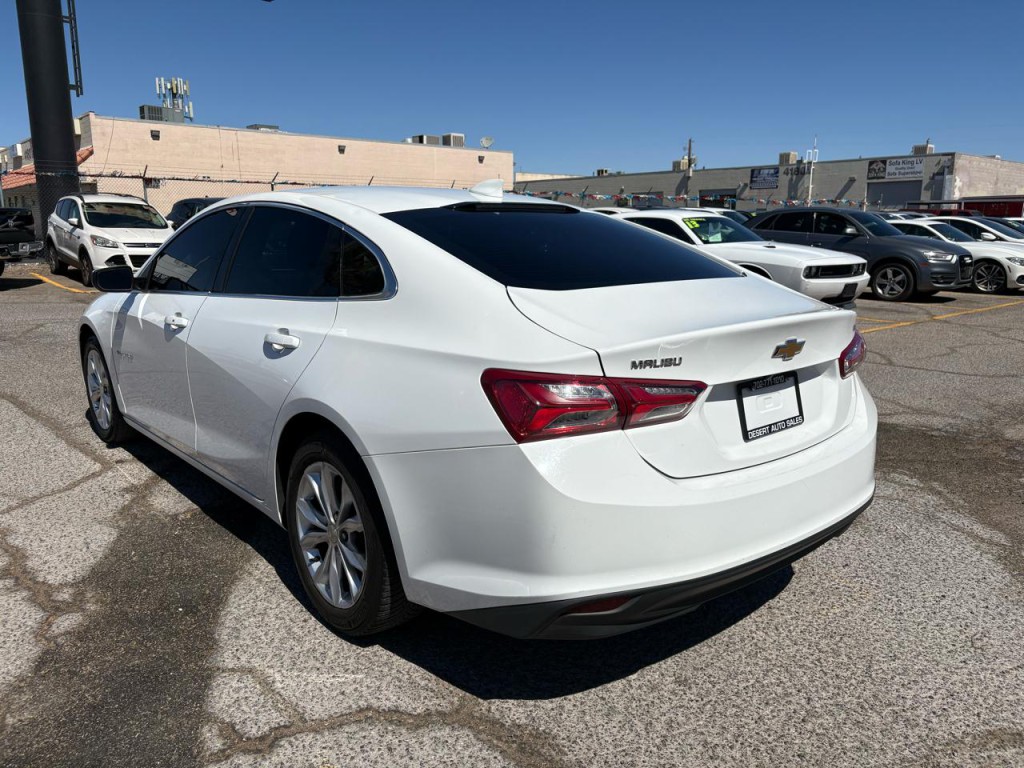 2021 Chevrolet Malibu Image 4