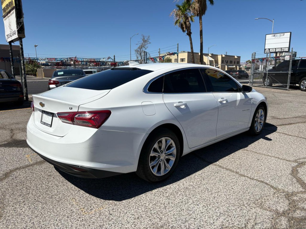 2021 Chevrolet Malibu Image 6