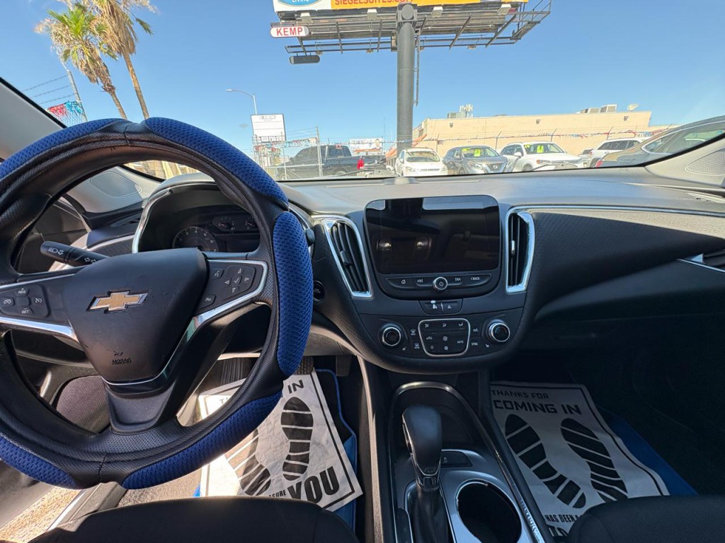 2021 Chevrolet Malibu Image 17