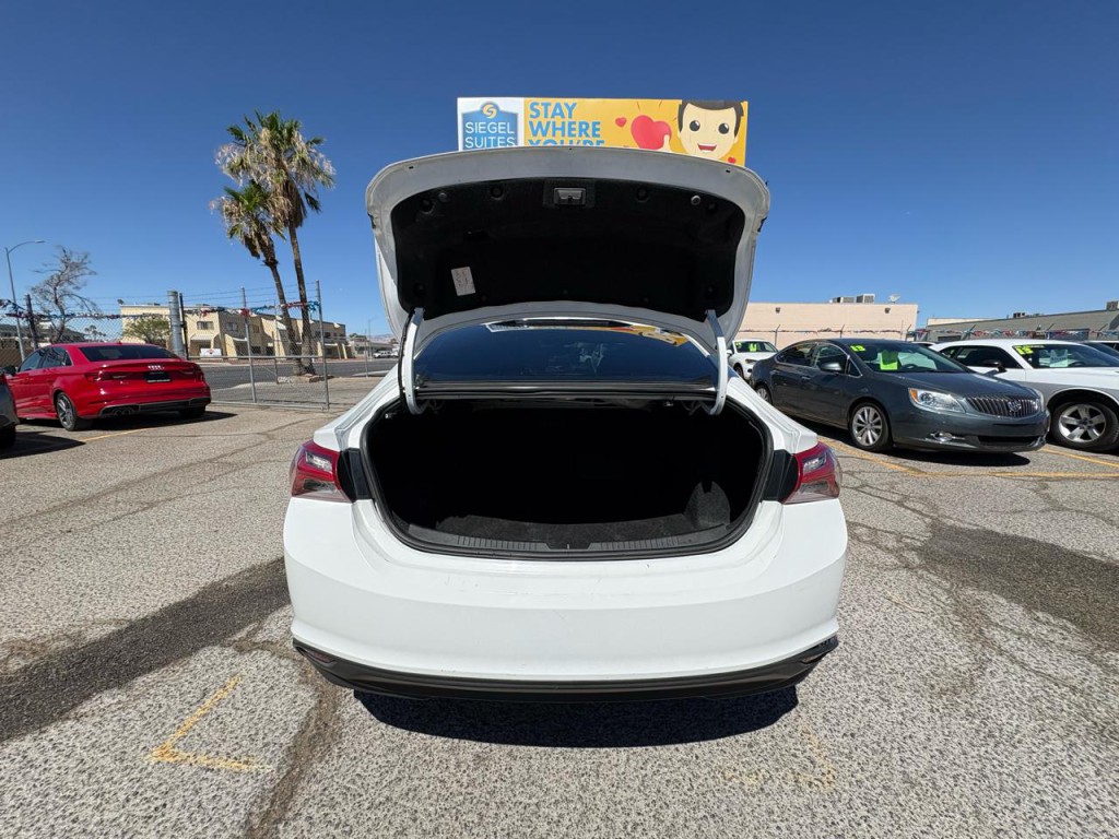 2021 Chevrolet Malibu Image 25