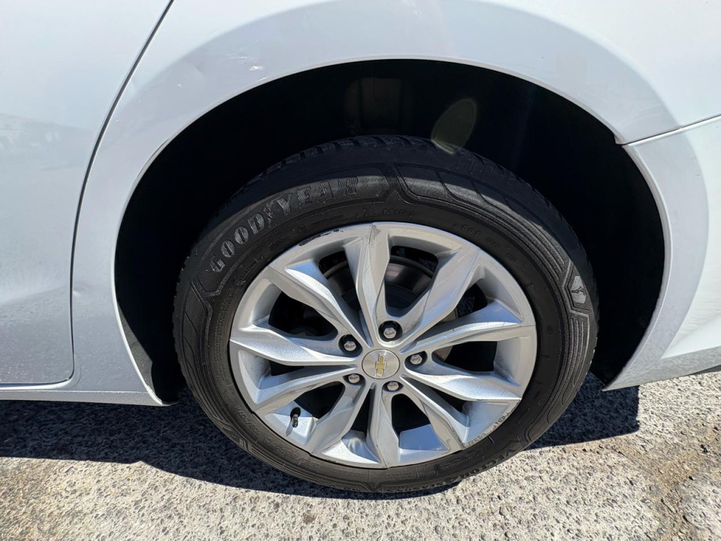2021 Chevrolet Malibu Image 28