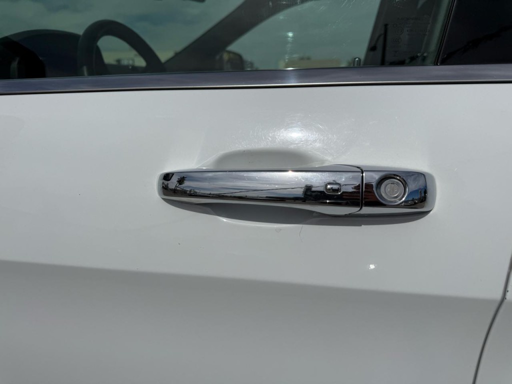 2016 Jeep Grand Cherokee Image 11
