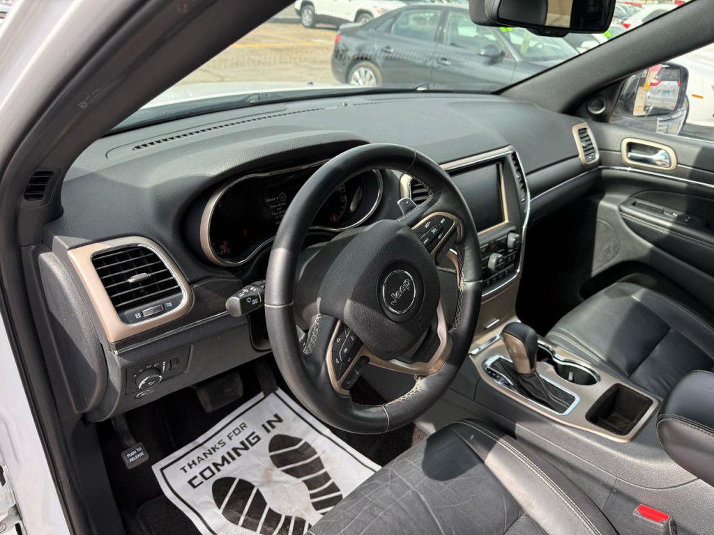 2016 Jeep Grand Cherokee Image 17