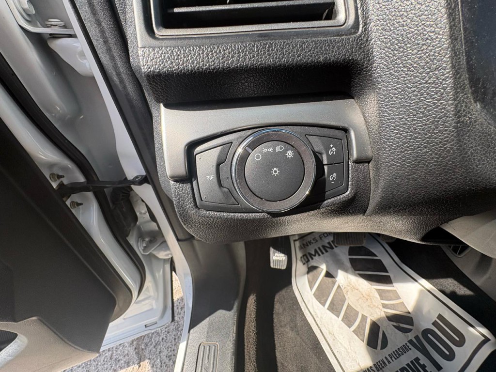 2018 Ford Explorer Image 11