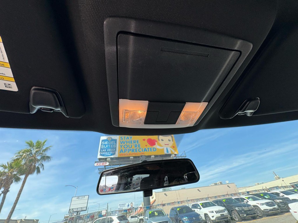 2018 Ford Explorer Image 17