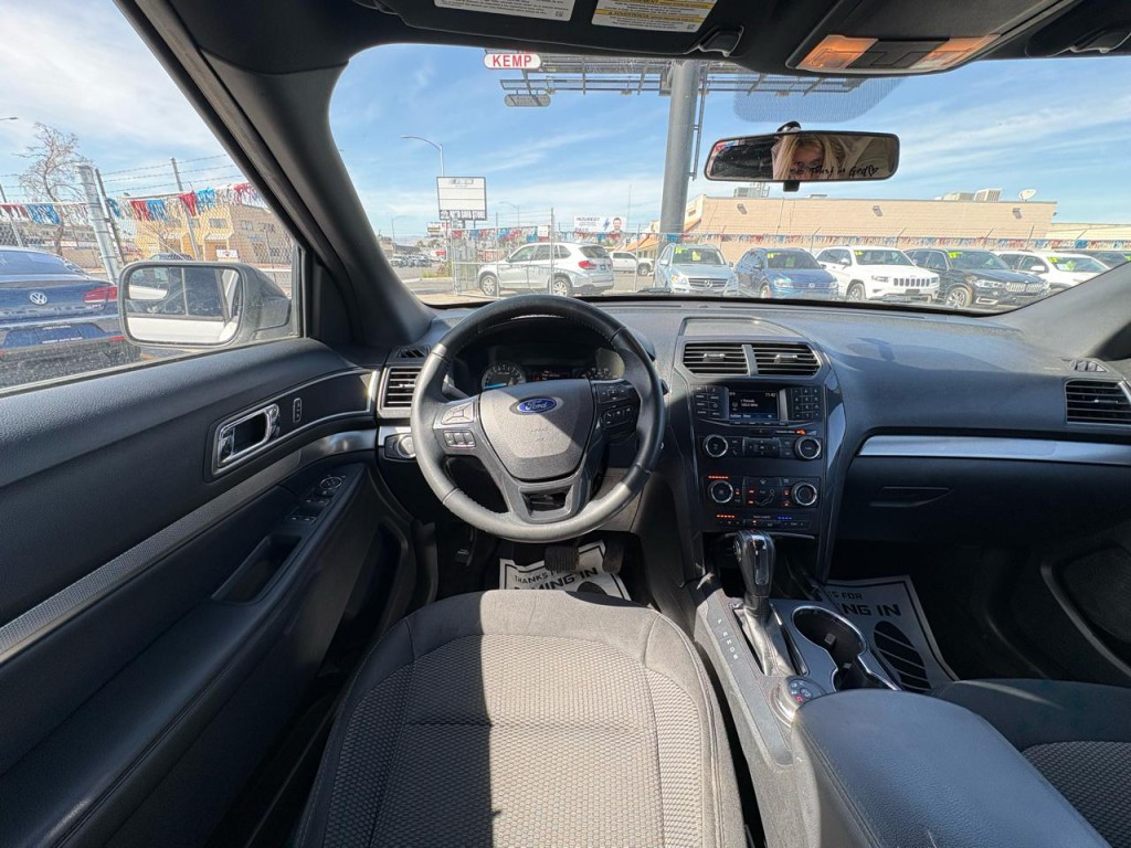 2018 Ford Explorer Image 29