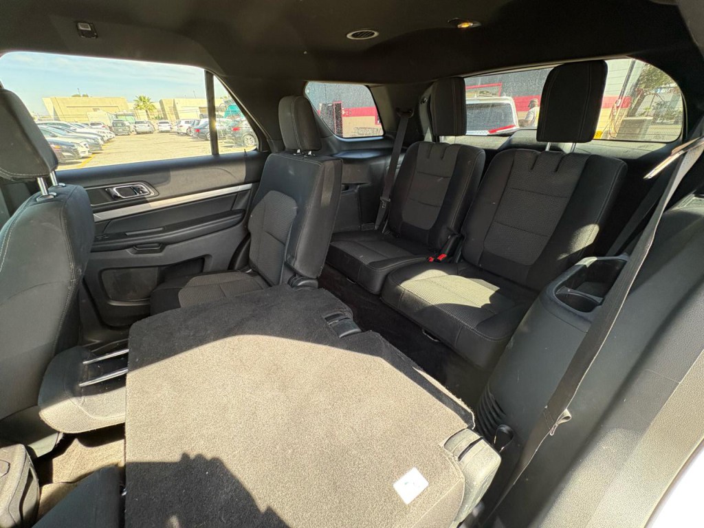 2018 Ford Explorer Image 30