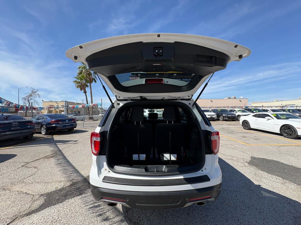 2018 Ford Explorer Image 33
