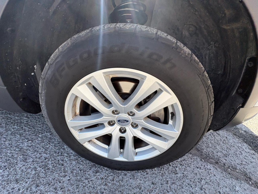 2018 Ford Explorer Image 39