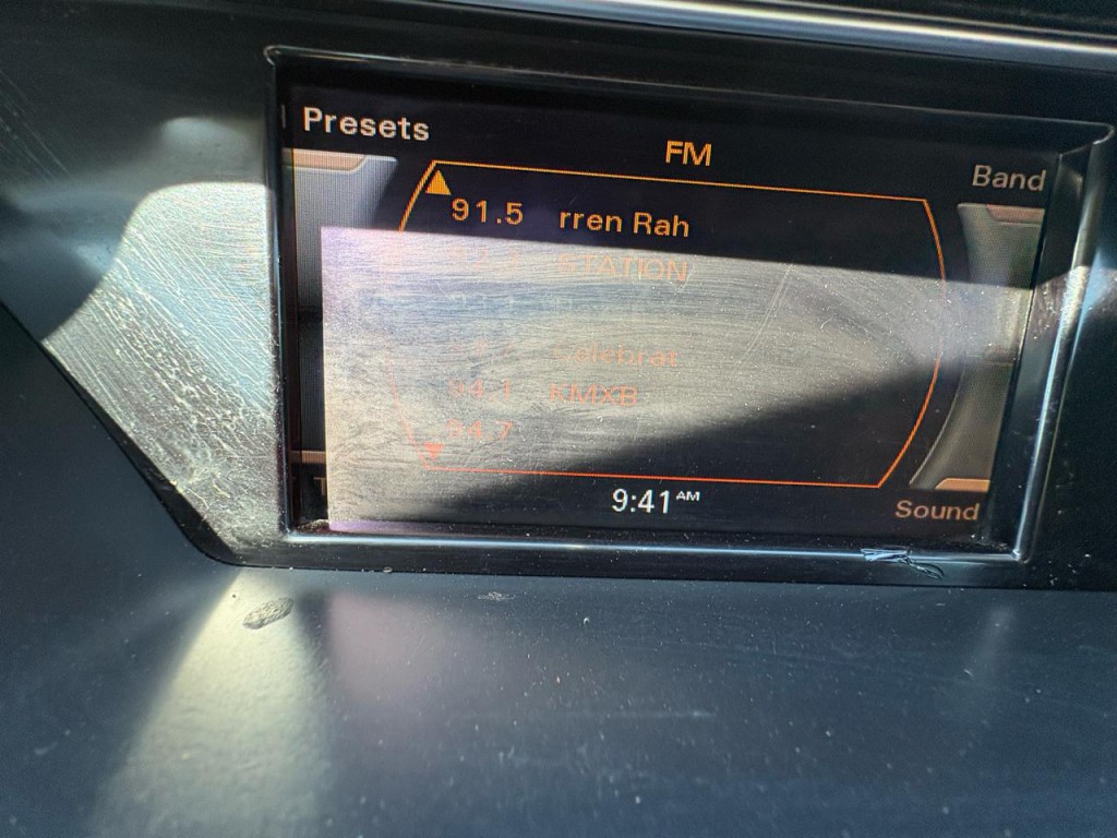 2015 Audi A4 Image 17